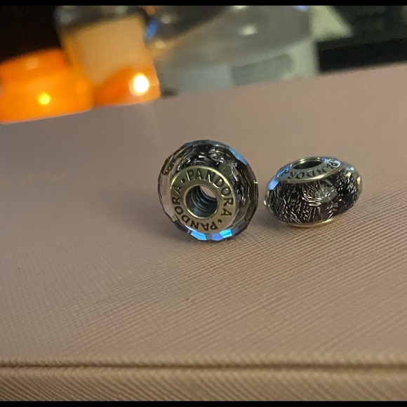 Pandora Jewelry - Pandora Purple glittery beautiful murano charms